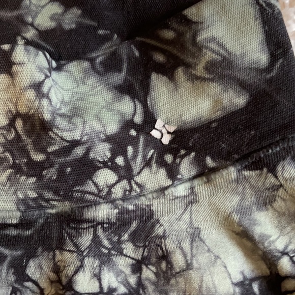 NUX Tye dye green black leggins crop M - Picture 4 of 7